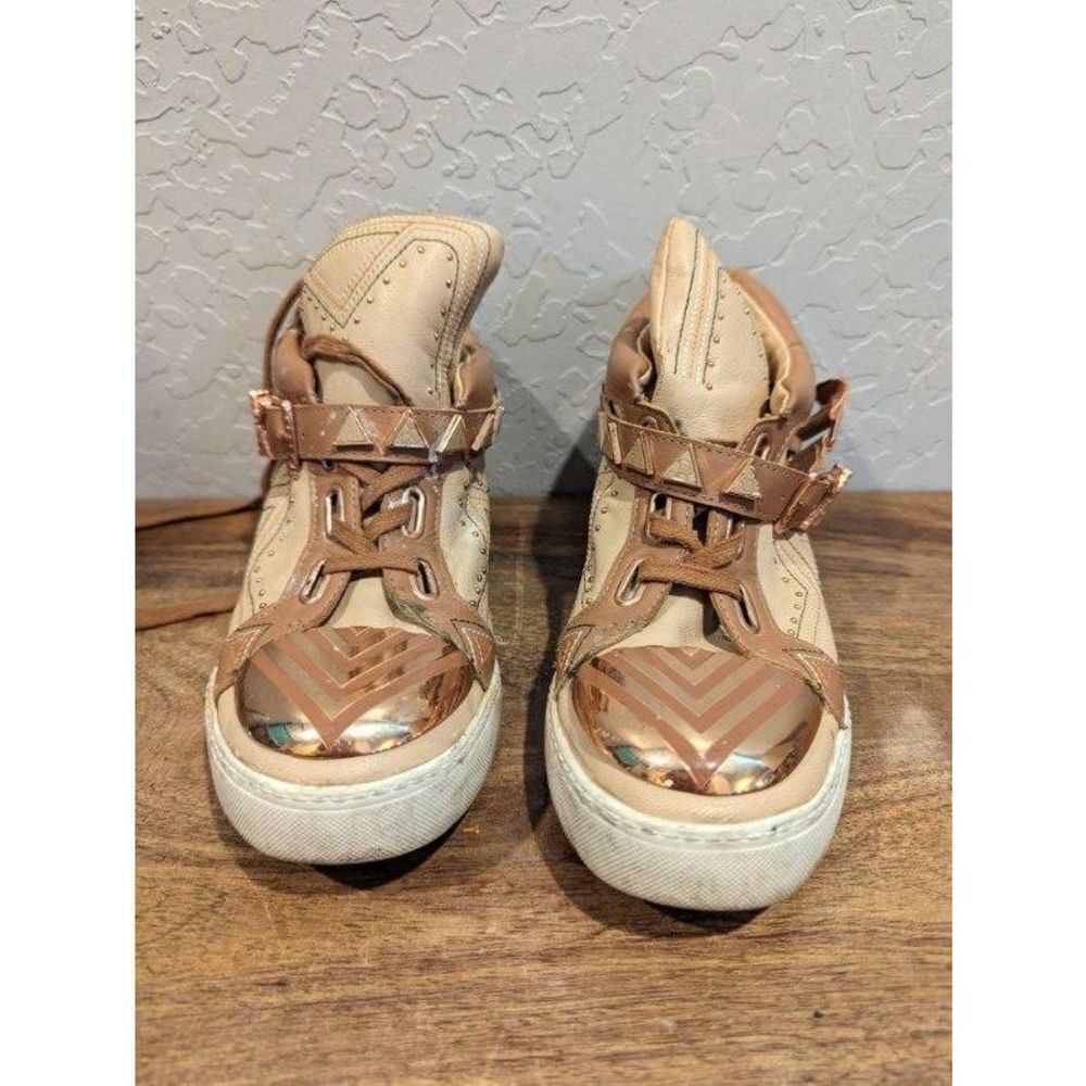 Ivy Kirzhner~Lunar~Hidden Wedge Sneaker Gold - 9 - Picture 6 of 9
